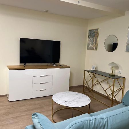 Souterrain Studio-Apartment Nürnberg Eksteriør billede