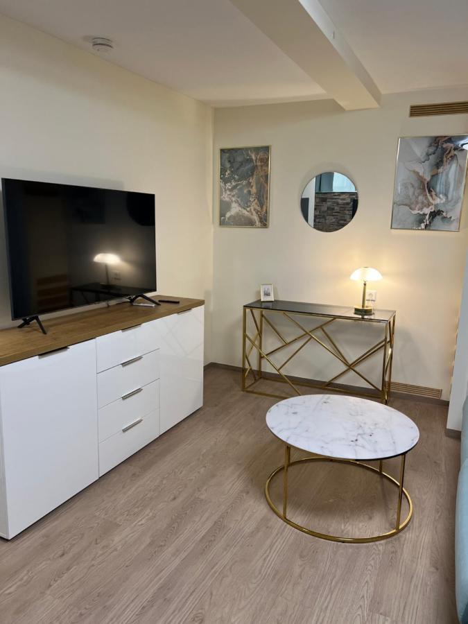 Souterrain Studio-Apartment Nürnberg Eksteriør billede
